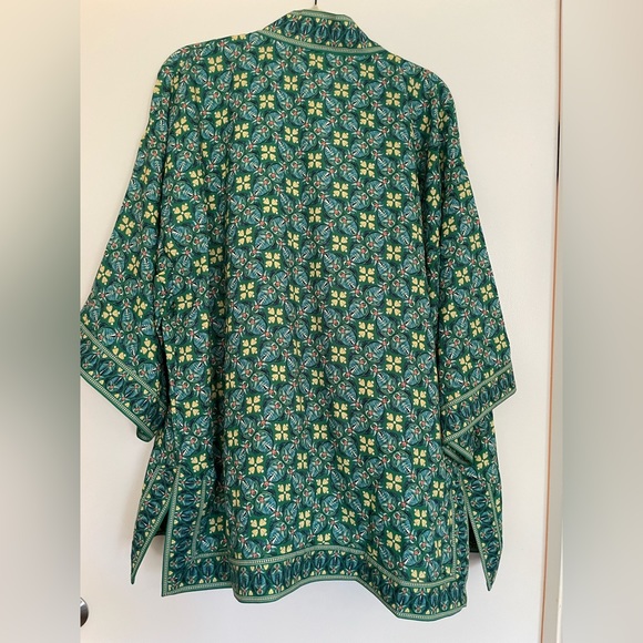 Max studio blouse cover up - Picture 2 of 4